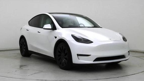 TESLA MODEL Y 2021 5YJYGDEF0MF194636 image